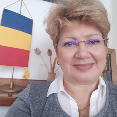 Brândușa Predescu